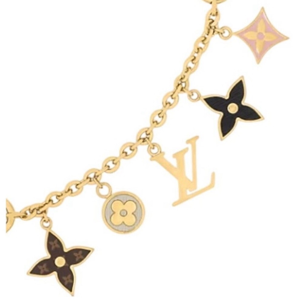 ✨Louis Vuitton Fleur de Monogram Bag Charm Chain Gold Multicolor
LV Logo NIB✨